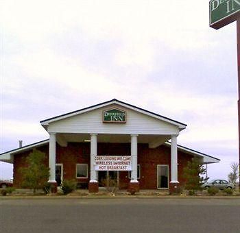 Deerfield Inn And Suites Steele Exterior photo